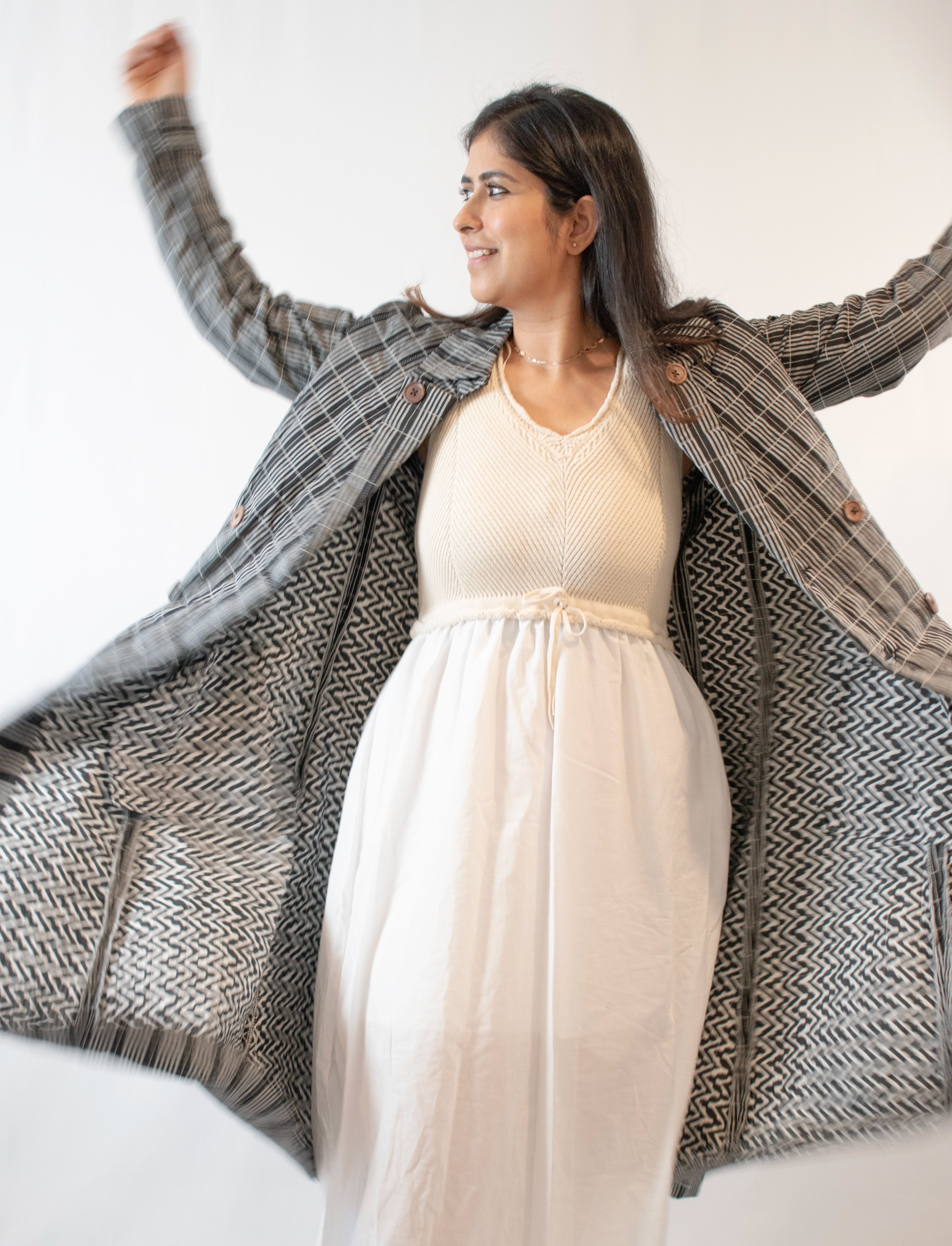 Black and white  long quilted jacket lining