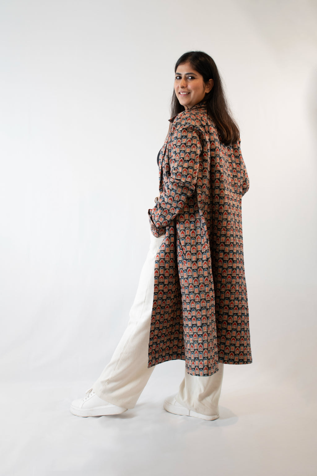 Side_view_of_long_quilted_earthy-multicolor_jacket